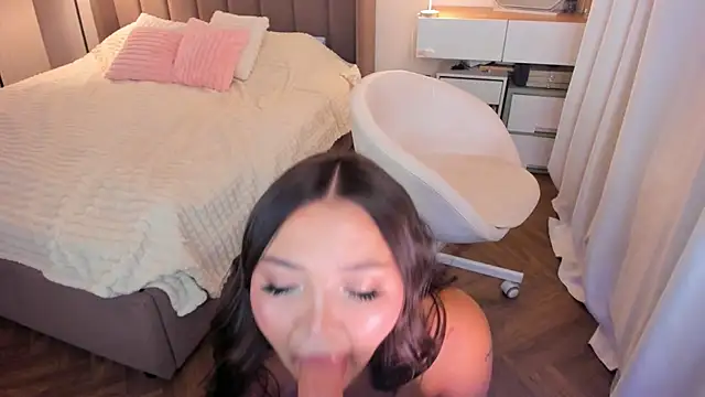 Anni__cute - oil my tits