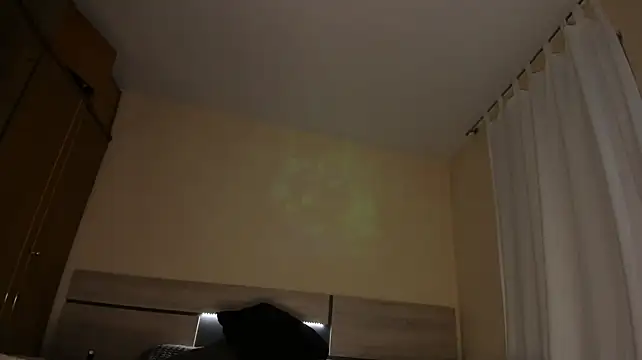 Stefany_miller77 - ride dildo in my bed + 4 min control toy