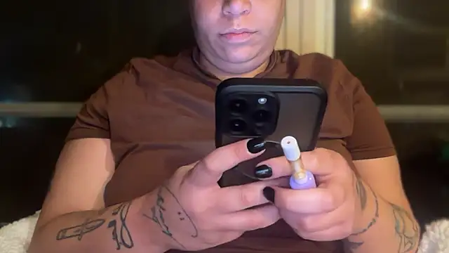 Sinful_spencer - Finger tight kitty
