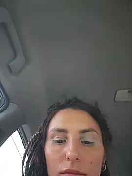Izabella_Bella - All naked in car 🚗