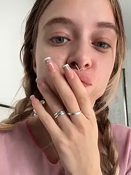 Enjoy_my_beauty - whip slaps x10