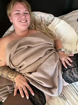 Jolina_Juice - Tipp 21 Tokens -> Nackt-Flash 👀🥵