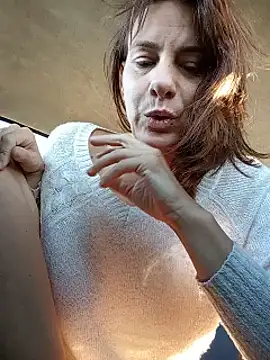Callie_83 - cazzo finto nella figa