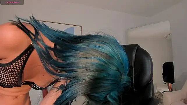 KayraLanne - Rub clit