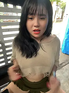 Fishinggirl2k - public water spray