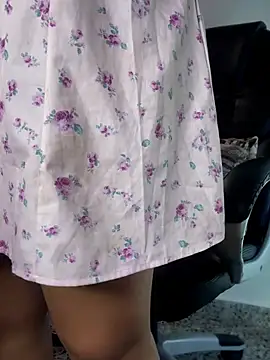 _Bella_7 - OPEN MY SEXY PUSSY AND FUCK ME