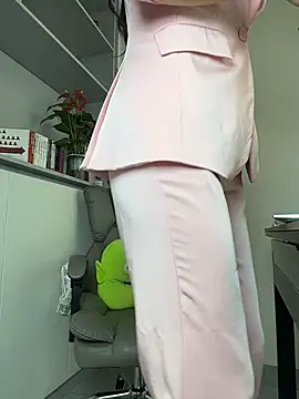 TopAlice566 - 裸露美胸1分钟