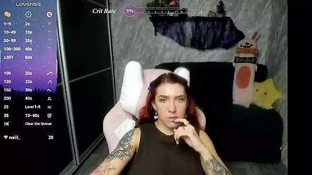 Reginasmilee - NAKED