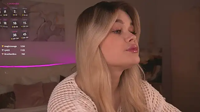 Milky_Wayy_ - Move my panties