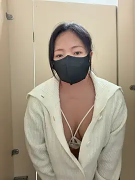 Maomao116 - 超级敏感，易喷体质，会一直喷水💦，特写小穴手指抽插2分钟