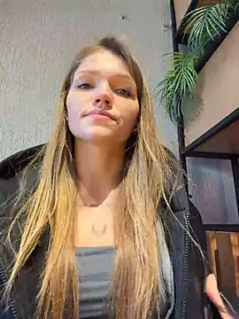 StreetSquirt - show pubis in panties+slap pussy