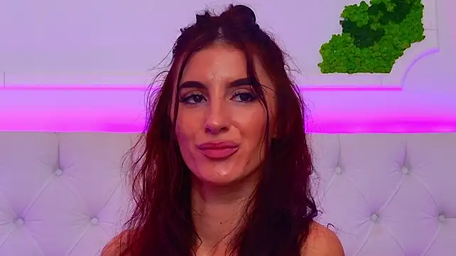 ElisaCharm - Squirt + Custom Video last tipper 💦