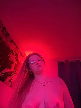 Aidowned - FULL PUSSY BLAST BY HER FULL CREAM VIDEO