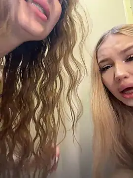 Coconut_milk - Zoe massage ass Kate near urinal