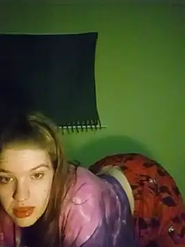 Freakydeafgirl - 💜 Help Me Reach My Dreams