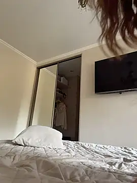 AriaVip - dildo in pussy