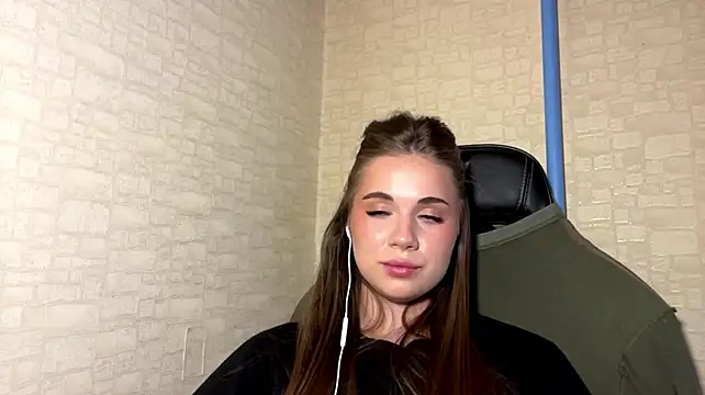 Miss_Blessnyth - last tip i send naked pisc in PM
