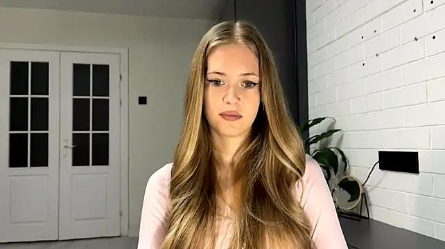 ZaidaSchwarten - Show my outfit🥰