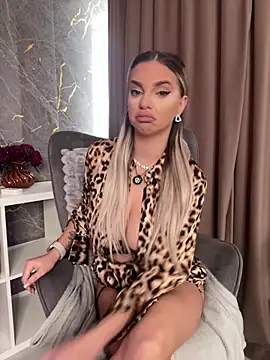 PearlPlenty - Tease this pussy more 💦🔥