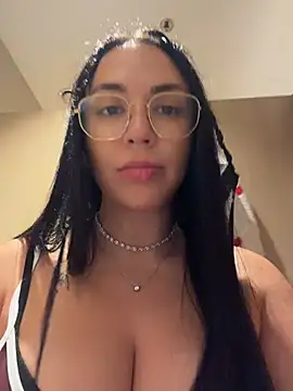 Bunny_Lush - Spit play on boobies in PUBLIC