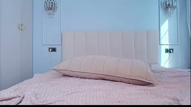 Sophiesoft - Striptease nude