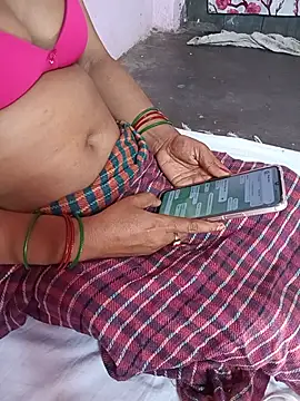 Poojasexy71