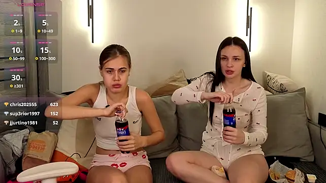 MorteBelle - play with boobs