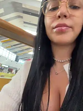 Bunny_Lush - Rubb pussy in panties PUBLIC