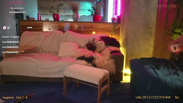 Vse_sukki - naked doggy
