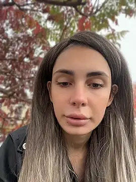 SandraCarter - Play with nipples in public