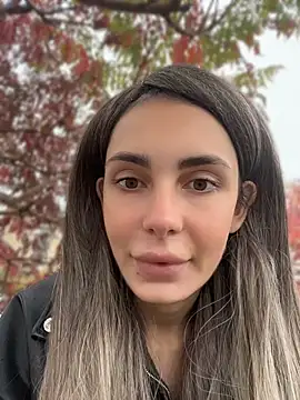 SandraCarter - Play with nipples in public