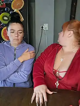 Buns2026 - Insert dildo pussy 2 girls