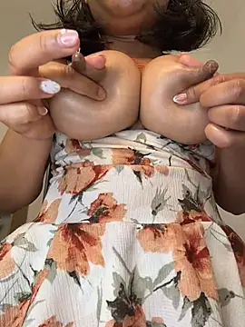 Celine_bell20 - FINGER MY BIG ASS