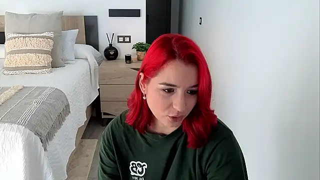 Morninglorytv - enseño los dos piercing