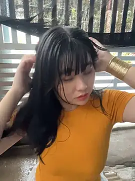 Fishinggirl2k - public water spray