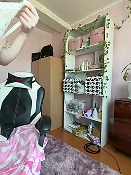 EmmySuiyugh - open up the pussy
