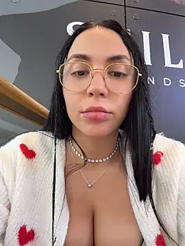 Bunny_Lush - Rubb pussy in panties PUBLIC