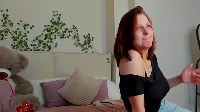Charlotte_Stee - fucking between the breasts