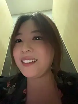 Lola666999 - 户外茶楼玩刺激，完成任务手指抽插出水