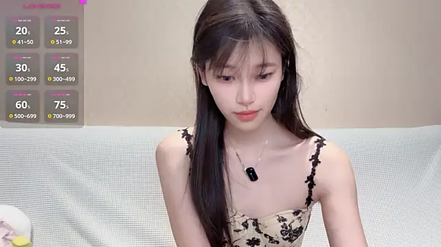Chloeeaa - 好事发生5.0💕全裸穿丝袜...