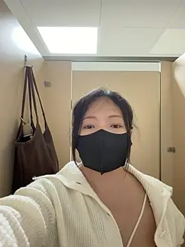 Maomao116 - 超级敏感，易喷体质，会一直喷水💦，特写小穴手指抽插2分钟