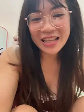-Lyly_69 - Show zoom 30p