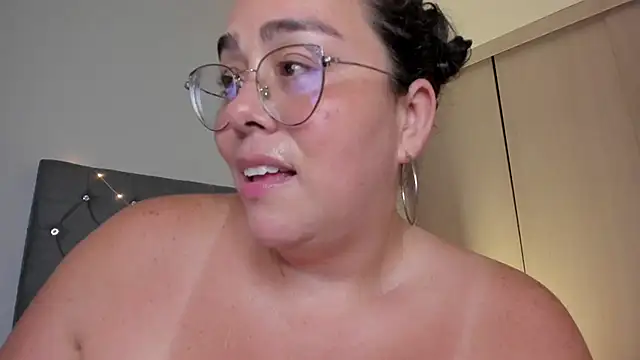 AnastaciaBlues1 - Fingering two holes