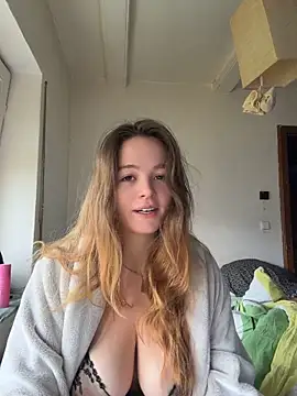 Rhyumii - Topless 5m 🍒🍑🫪& 50 Ass Spanks🍑