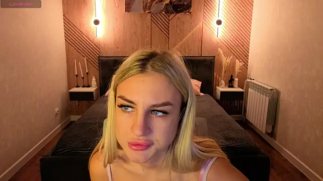 Silen_Tori - take off your bodysuit