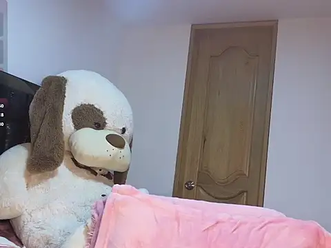 Sophia_Belluci - ride dildo