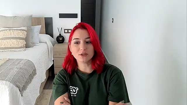 Morninglorytv - enseño los dos piercing