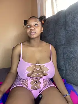 MilfBoobsxx - Finger pussy 🍑