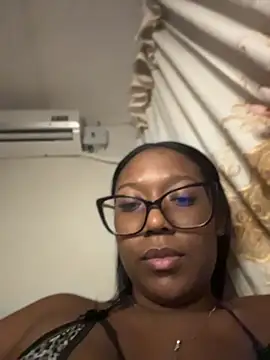 Chell_iivy - Flash pussy