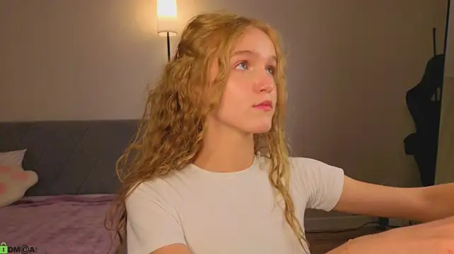 Sue_dream - booty tease